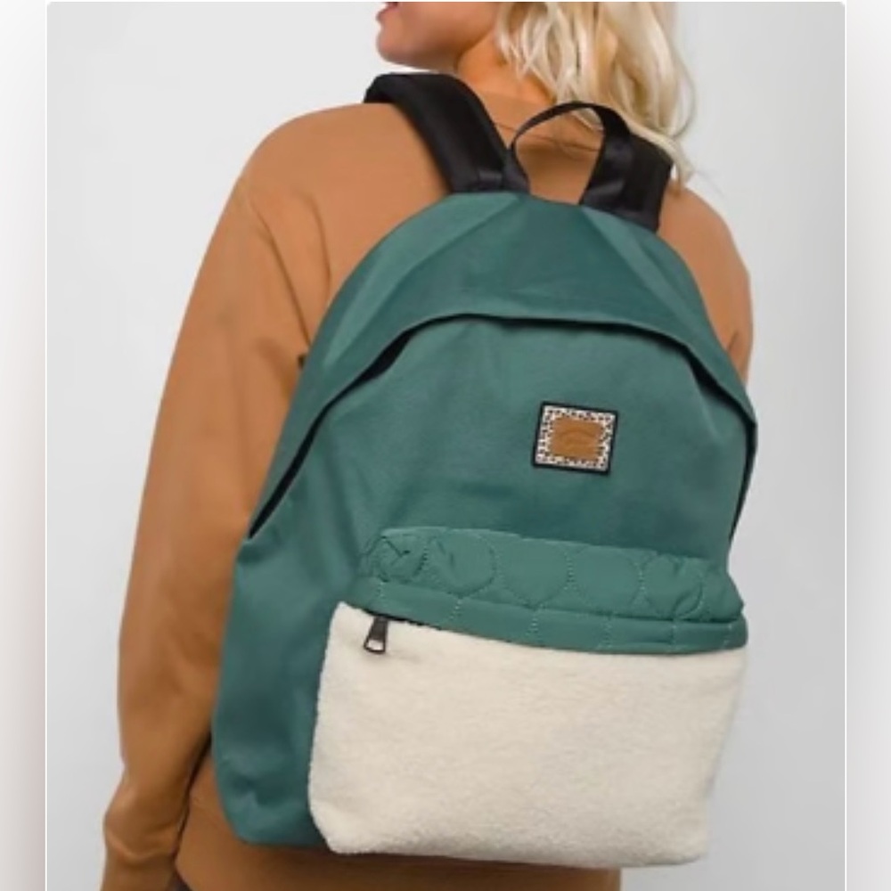 NWT Vans ANIMAL MIX BACKPACK
Duck Green